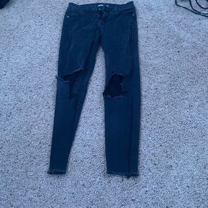 Old Navy size 4 skinny ripped jeans
